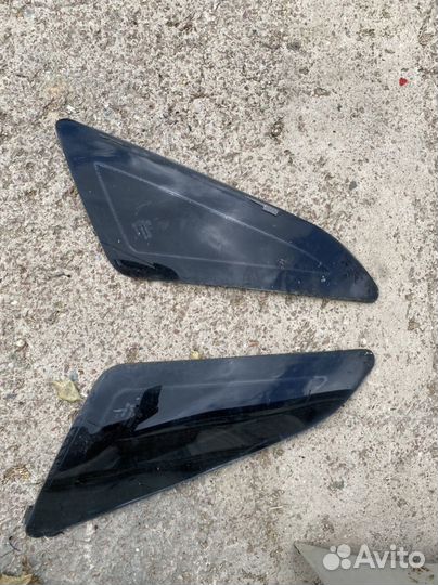 Задние форточки 2110