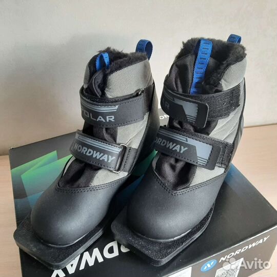Лыжные ботинки размер 34
