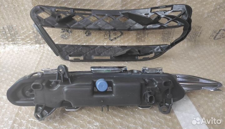 Фара противотуманная W221