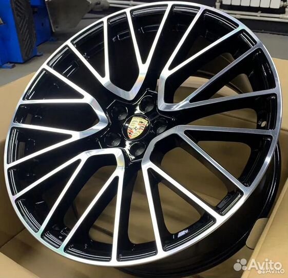 Диски на Porsche Cayenne Порше Кайен R21