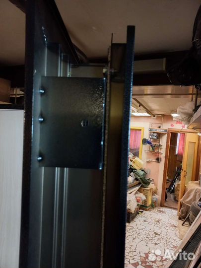 Дверь металлическая новая с терморазрывом