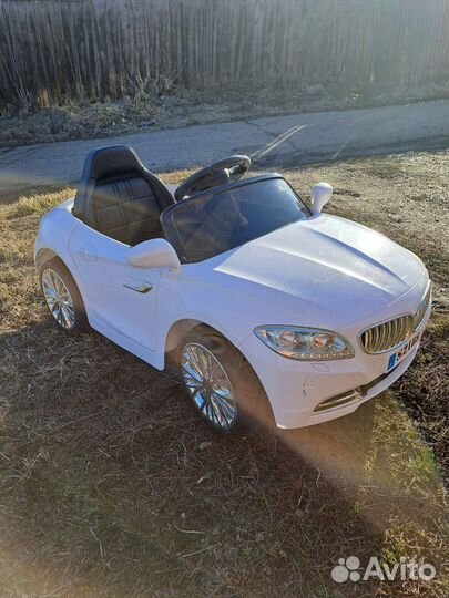 Детский электромобиль bmw