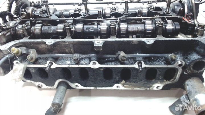 Головка блока (ГБЦ) Toyota Avensis 2, 2005
