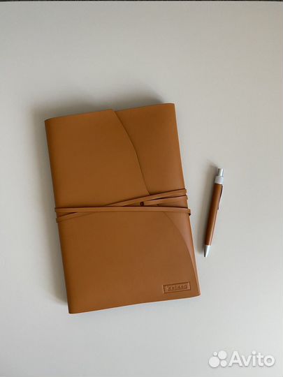 Новая записная книжка Iceberg A4 с застежкой-шнурк