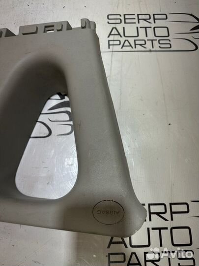 Накладка стойки задняя правая Kia Soul AM G4FC