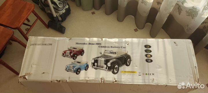 Детский электромобиль Mercedes 300S