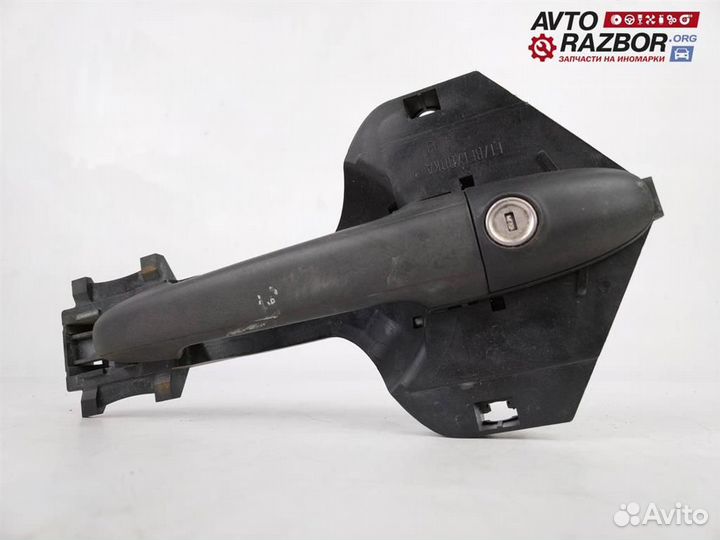 Ручка двери передней наружная правая VW Crafter 2