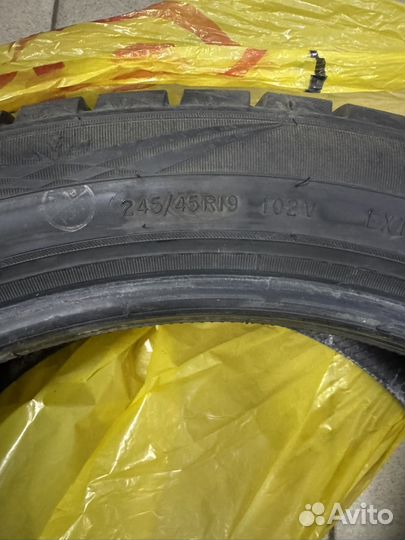Triangle Snowlink TWT02 245/45 R19 102V