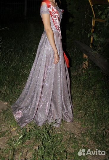 Вечернее платье в пол