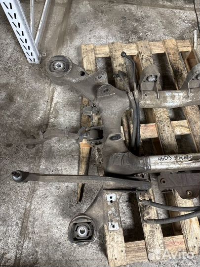 Подрамник задний Bmw 730D F01 N57D30A 2009