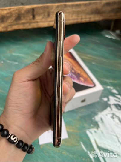 iPhone Xs, 256 ГБ
