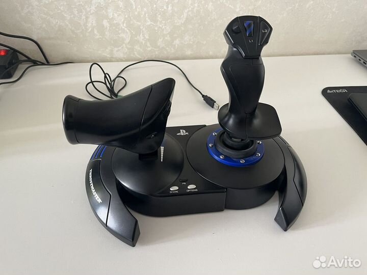 Thrustmaster T.Flight Hotas 4