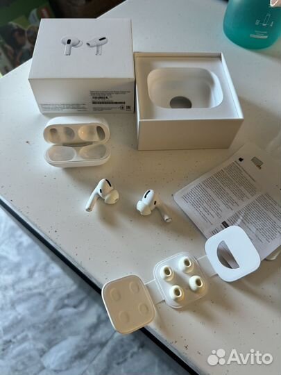 Наушники apple airpods pro 1 рабочий Левый +кейс