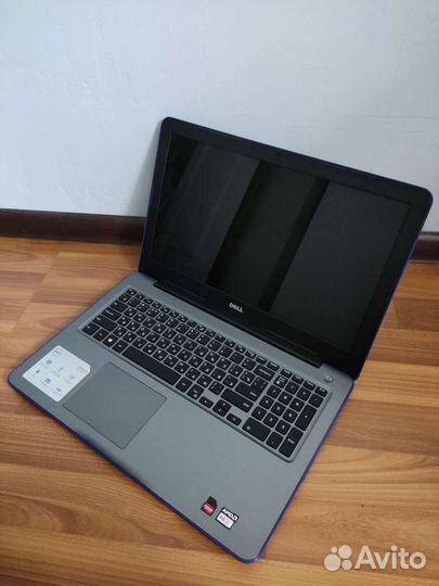 Dell AMD A6-9200/Radeon R5 M435 2Gb