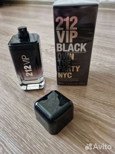 Туалетная вода 212 VIP black carolina herrera