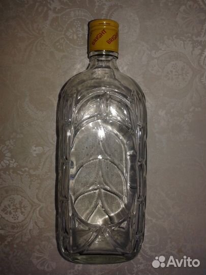 Бутылка. Галера на винтовой пробке