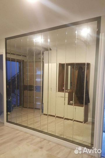 Зеркальное панно