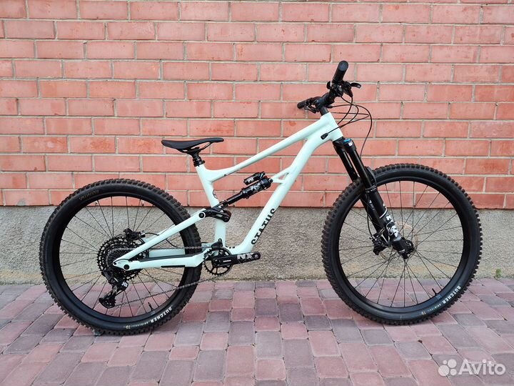 Specialized Status 160