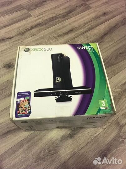 Xbox 360 Slim Kinect 250 gb