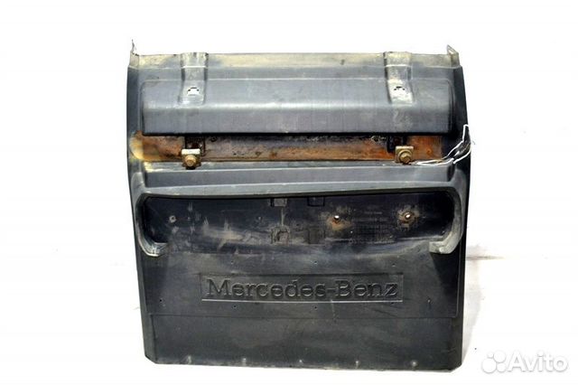 Крыло ведущего моста, заднее правое mercedes-benz
