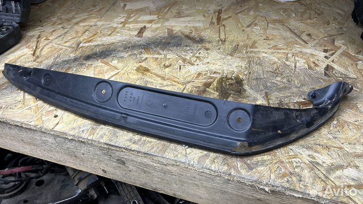 Накладка, молдинг Dodge Challenger