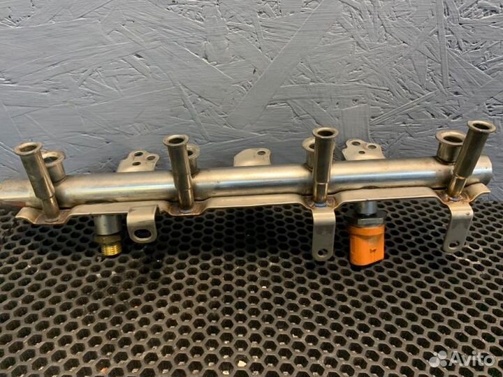 Топливная рейка Audi А4 B7 BWE 2008