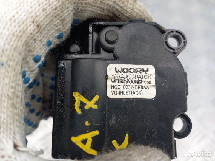 Моторчик заслонки печки Hyundai Elantra MD 1.6