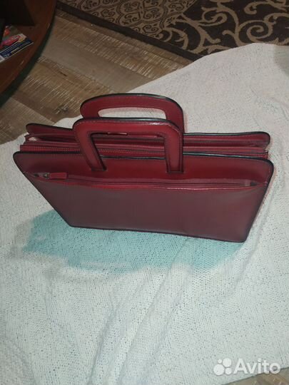 Женский кожаный портфель