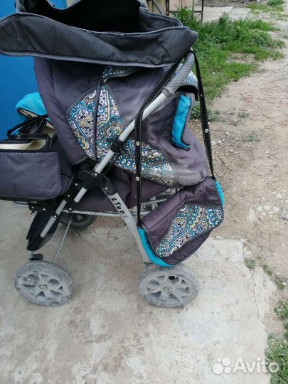 Прогулочная коляска