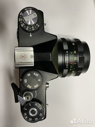 Фотоаппарат zenit TTL / zenit E / фэд-4