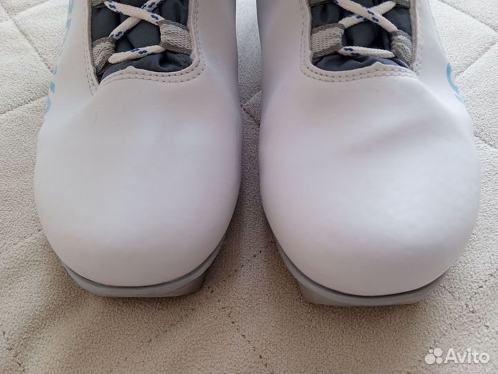 Лыжные ботинки 39