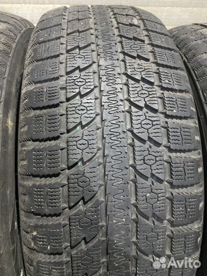 Toyo Observe GSi-5 255/55 R20