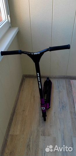 Трюковой самокат