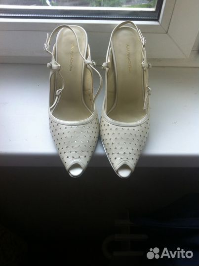 Туфли на танкетке Alla Pugachova