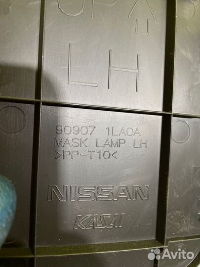 Заглушка багажника левая Nissan Patrol Y62 5.6