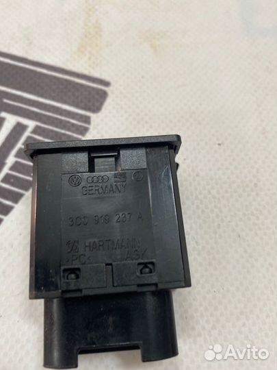 Выключатель подушки безопасности Vw Passat B6 3.2