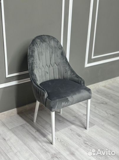 Стол со стульями /оплата при получении