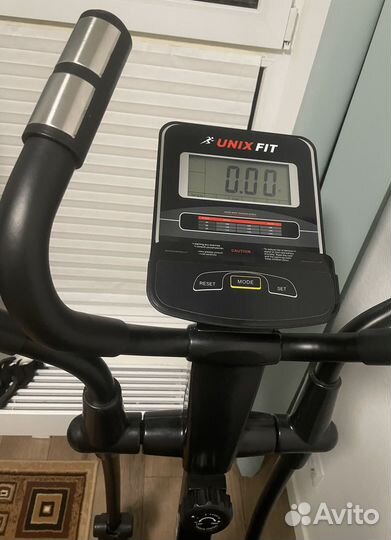 Эллиптический тренажер UnixFit SL-460