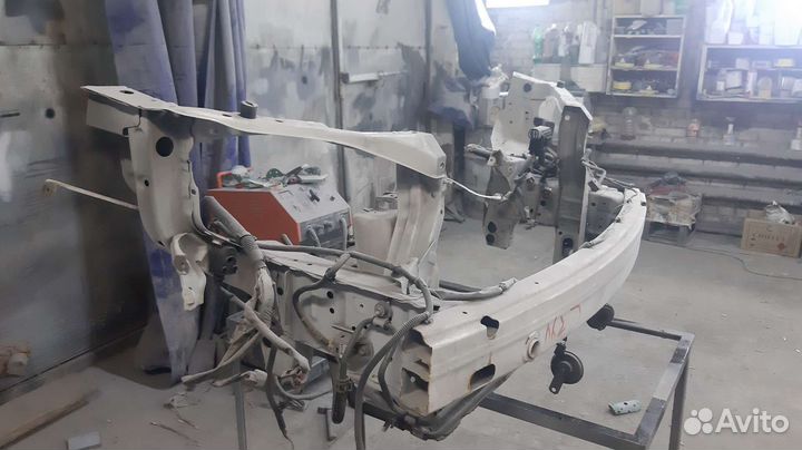 Телевизор с усилителем бампера