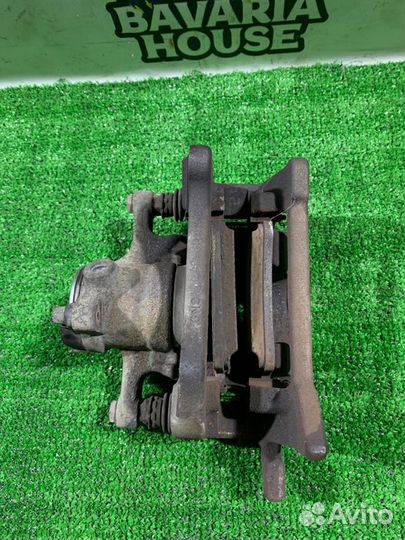 Суппорт задний правый Audi A6 C7 CHV 2011