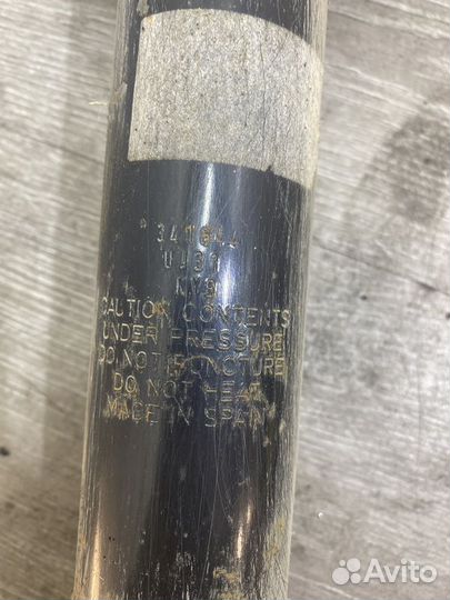 Амортизатор передний Volkswagen Passat