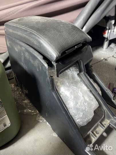 Подлокотник на g-class w463