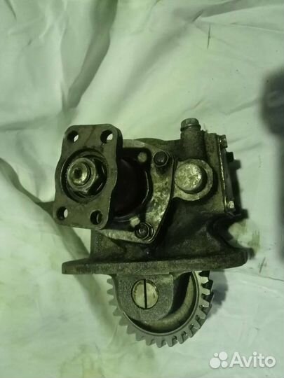 Ком исузу эльф isuzu elf(коробка отбора мощности)