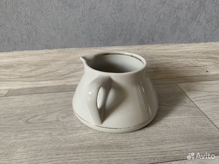 Кофейник фарфоровый Дулево