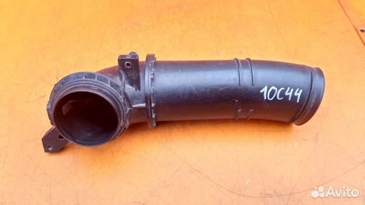 Патрубок воздушный для Ford Focus 2