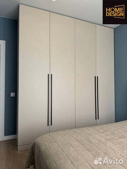 Современный шкаф