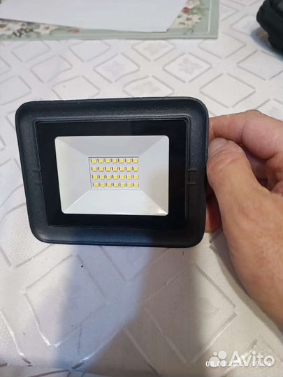 Светодиодный прожектор