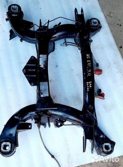 Задний подрамник балка BMW E70 E71 F15 X5 X6