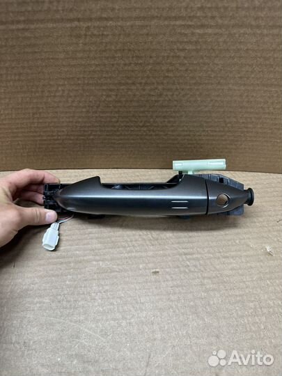 Ручка двери передняя левая Geely Coolray SX11