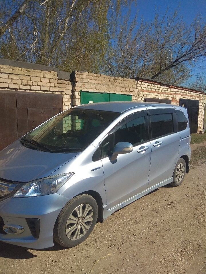 Honda Freed: фото владельца